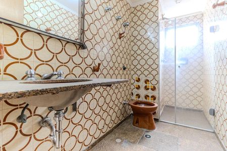 Apartamento à venda com 180m², 4 quartos e 2 vagasBanheiro 1