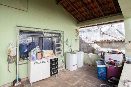 Casa à venda com 290m², 3 quartos e 3 vagasÁrea de Serviço