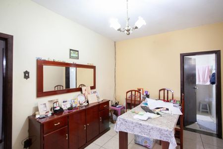 Casa à venda com 290m², 3 quartos e 3 vagasSala 2