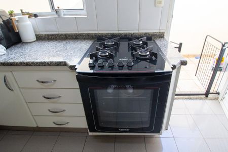 Casa de condomínio para alugar com 340m², 4 quartos e 3 vagas Casa de condomínio para alugar com 340m², 4 quartos e 3 vagasCozinha