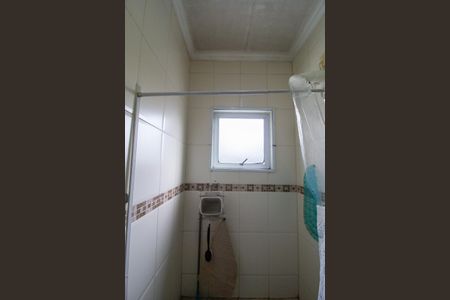 Casa de condomínio para alugar com 340m², 4 quartos e 3 vagas Casa de condomínio para alugar com 340m², 4 quartos e 3 vagasBanheiro da Suíte 1