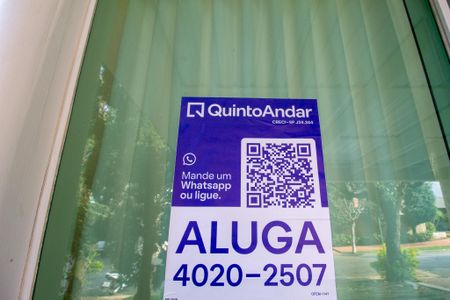 Casa de condomínio para alugar com 340m², 4 quartos e 3 vagas Casa de condomínio para alugar com 340m², 4 quartos e 3 vagasPlaca