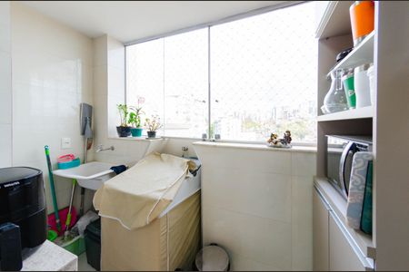 Apartamento à venda com 68m², 2 quartos e 1 vaga Apartamento à venda com 68m², 2 quartos e 1 vagaÁrea de serviço