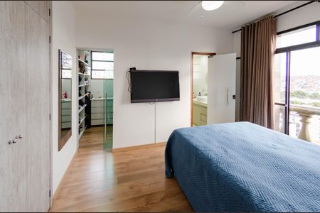 Apartamento à venda com 68m², 2 quartos e 1 vaga Apartamento à venda com 68m², 2 quartos e 1 vagaSuíte