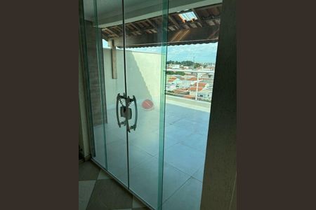 Casa à venda com 136m², 3 quartos e 2 vagas