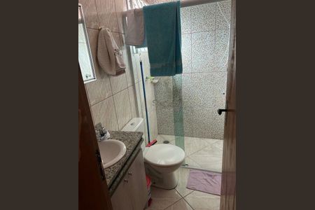 Casa à venda com 136m², 3 quartos e 2 vagas