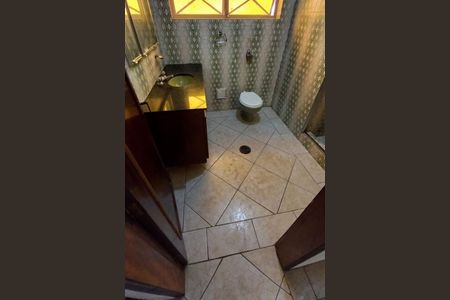 Casa à venda com 228m², 4 quartos e 2 vagas