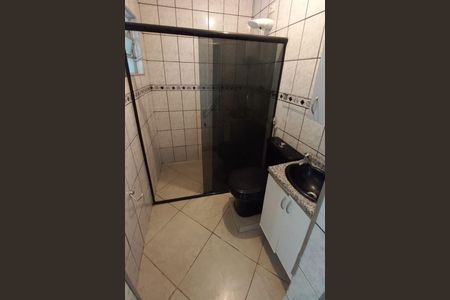 Casa à venda com 228m², 4 quartos e 2 vagas
