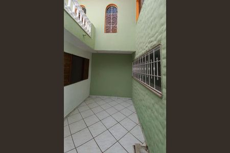 Casa à venda com 228m², 4 quartos e 2 vagas
