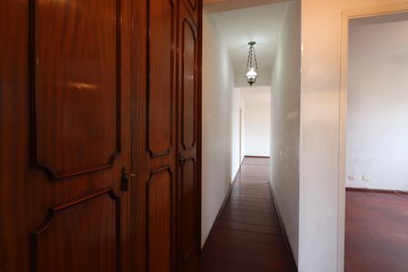 Apartamento à venda com 110m², 3 quartos e 2 vagasCorredor