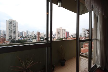 Apartamento à venda com 110m², 3 quartos e 2 vagasVaranda