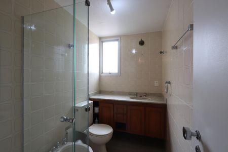 Apartamento à venda com 110m², 3 quartos e 2 vagasBanheiro Social