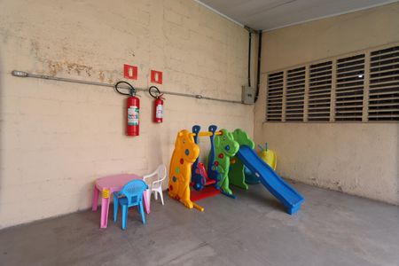 Apartamento à venda com 110m², 3 quartos e 2 vagasÁrea comum - Playground