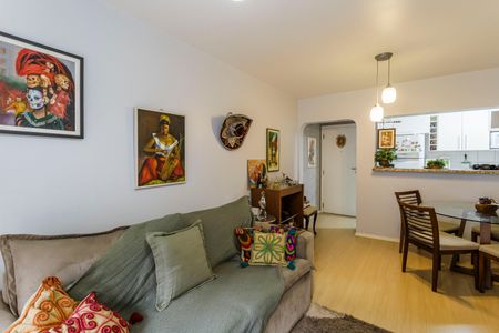 Apartamento à venda com 75m², 2 quartos e 1 vagaSala