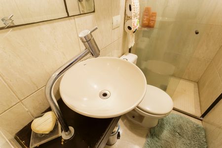 Apartamento à venda com 75m², 2 quartos e 1 vagaBanheiro Social