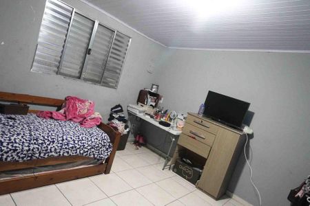 Casa à venda com 295m², 4 quartos e 3 vagas Casa à venda com 295m², 4 quartos e 3 vagasQuarto de Serviço