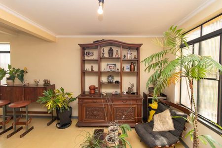 Casa à venda com 201m², 5 quartos e 2 vagasSala