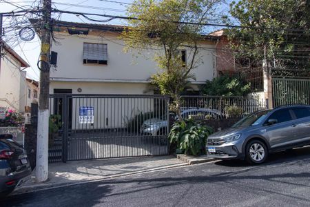 Casa à venda com 201m², 5 quartos e 2 vagasFachada