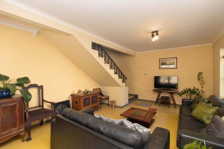 Casa à venda com 201m², 5 quartos e 2 vagasSala