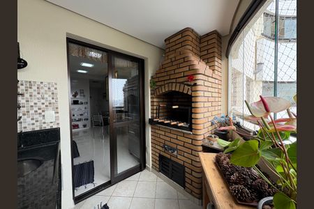 Apartamento à venda com 142m², 3 quartos e 7 vagas Apartamento à venda com 142m², 3 quartos e 7 vagasÁrea gourmet
