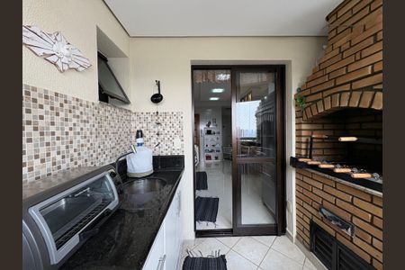 Apartamento à venda com 142m², 3 quartos e 7 vagas Apartamento à venda com 142m², 3 quartos e 7 vagasÁrea gourmet