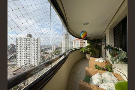 Apartamento à venda com 142m², 3 quartos e 7 vagas Apartamento à venda com 142m², 3 quartos e 7 vagasSacada