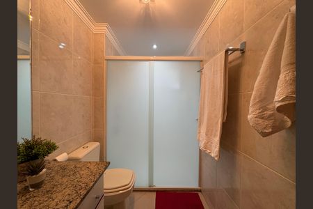 Apartamento à venda com 142m², 3 quartos e 7 vagas Apartamento à venda com 142m², 3 quartos e 7 vagasBanheiro suíte 1