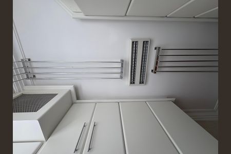 Apartamento à venda com 142m², 3 quartos e 7 vagas Apartamento à venda com 142m², 3 quartos e 7 vagasLavanderia