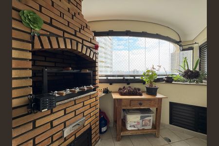 Apartamento à venda com 142m², 3 quartos e 7 vagas Apartamento à venda com 142m², 3 quartos e 7 vagasÁrea gourmet
