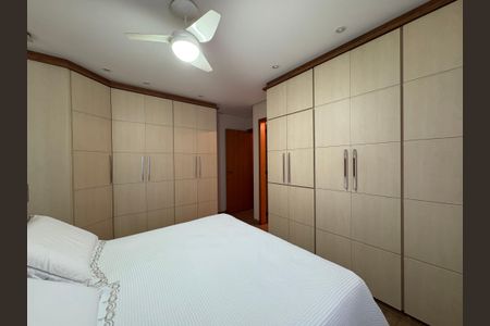 Apartamento à venda com 142m², 3 quartos e 7 vagas Apartamento à venda com 142m², 3 quartos e 7 vagasSuíte 1