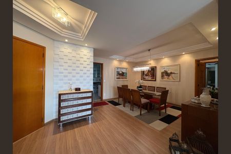 Apartamento à venda com 142m², 3 quartos e 7 vagas Apartamento à venda com 142m², 3 quartos e 7 vagasSala