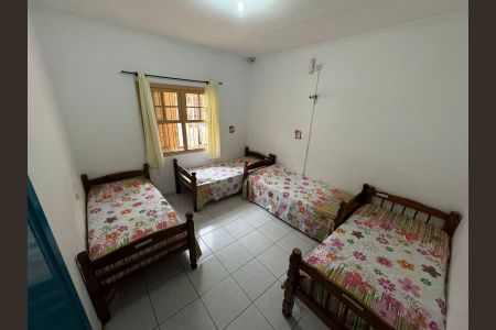 Casa à venda com 400m², 4 quartos e 2 vagas