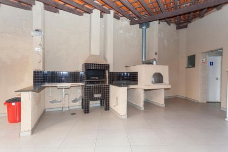 Apartamento para alugar com 63m², 2 quartos e sem vagaÁrea comum - Churrasqueira