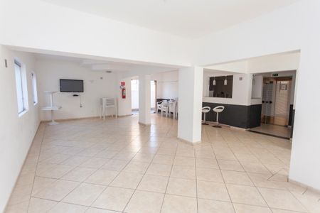 Apartamento para alugar com 63m², 2 quartos e sem vagaÁrea comum - Salão de festas