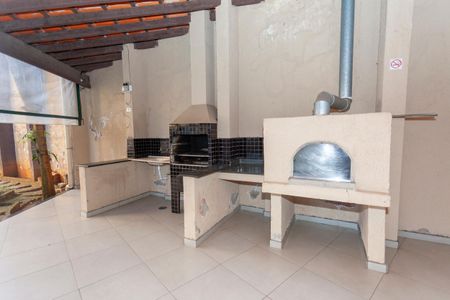 Apartamento para alugar com 63m², 2 quartos e sem vagaÁrea comum - Churrasqueira