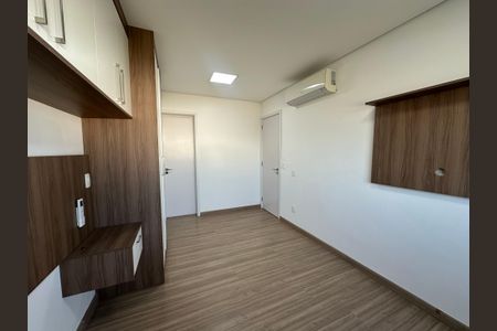 Apartamento à venda com 75m², 2 quartos e 2 vagasSuíte