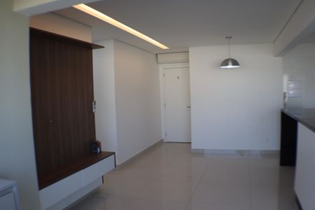 Apartamento à venda com 75m², 2 quartos e 2 vagasSala