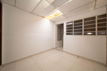 Casa à venda com 43m², 2 quartos e 2 vagasQuintal
