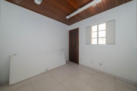 Casa à venda com 43m², 2 quartos e 2 vagasSuíte
