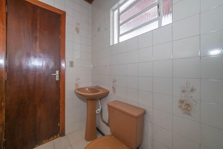 Casa à venda com 43m², 2 quartos e 2 vagasBanheiro da Suíte