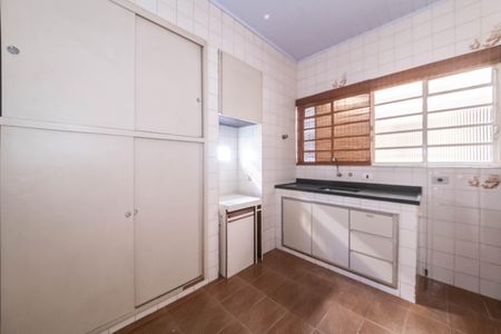 Casa à venda com 43m², 2 quartos e 2 vagasCozinha
