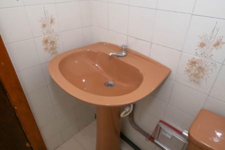 Casa à venda com 43m², 2 quartos e 2 vagasBanheiro da Suíte