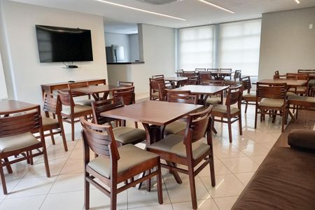 Apartamento à venda com 171m², 4 quartos e 3 vagas Apartamento à venda com 171m², 4 quartos e 3 vagasÁrea comum - Salão de festas