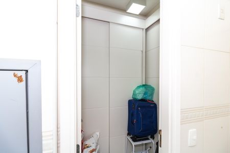 Apartamento à venda com 171m², 4 quartos e 3 vagas Apartamento à venda com 171m², 4 quartos e 3 vagasÁrea de Serviço