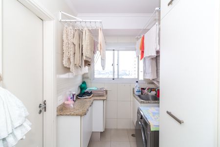 Apartamento à venda com 171m², 4 quartos e 3 vagas Apartamento à venda com 171m², 4 quartos e 3 vagasÁrea de Serviço