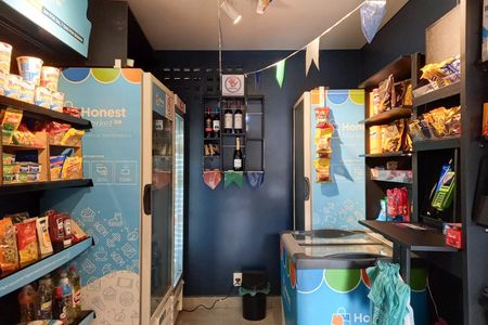 Apartamento à venda com 171m², 4 quartos e 3 vagas Apartamento à venda com 171m², 4 quartos e 3 vagasMercado