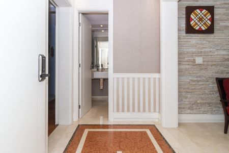 Apartamento à venda com 171m², 4 quartos e 3 vagas Apartamento à venda com 171m², 4 quartos e 3 vagasLavabo