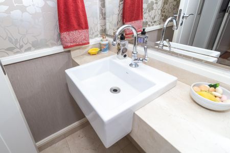 Apartamento à venda com 171m², 4 quartos e 3 vagas Apartamento à venda com 171m², 4 quartos e 3 vagasLavabo