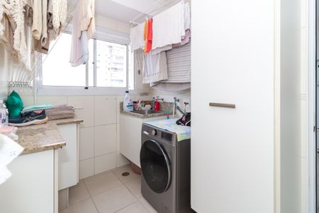 Apartamento à venda com 171m², 4 quartos e 3 vagas Apartamento à venda com 171m², 4 quartos e 3 vagasÁrea de Serviço