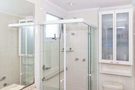 Apartamento à venda com 171m², 4 quartos e 3 vagas Apartamento à venda com 171m², 4 quartos e 3 vagasBanheiro da Suíte 2